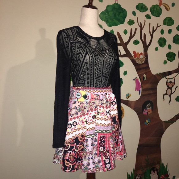 **SOLD** Alice + Olivia Helina Skirt in Euphoria - Picture 7 of 11